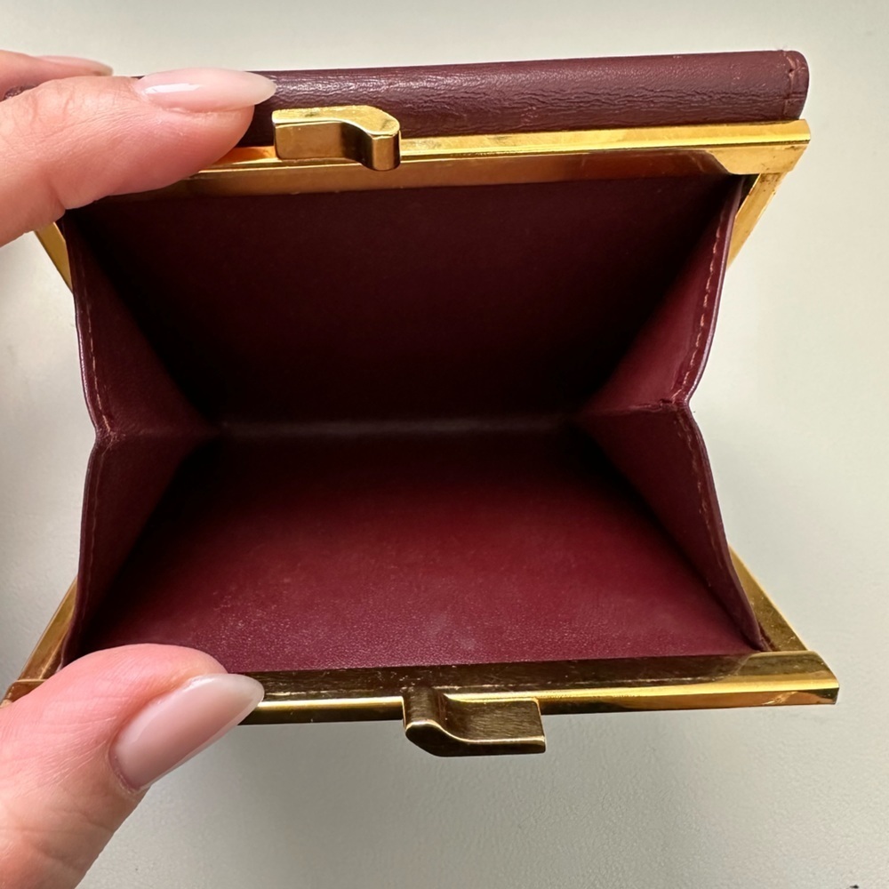 Must De Cartier Leather Trifold Wallet - Picture 4 of 10